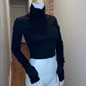 Crop turtle neck long sleeve